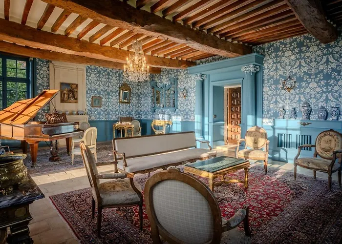 Villa 16th Century Norman Manor *